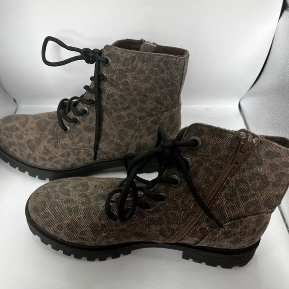 Blowfish Malibu Combat Ankle Boots in Animal Print NEW WITHOUT TAG SZ 8 - Picture 5 of 9